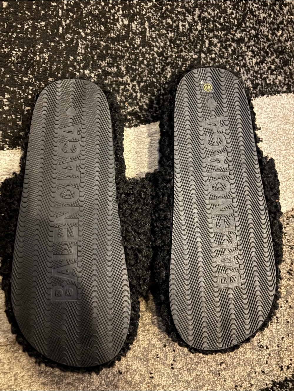 Balenciaga Black Sherpa Logo Mule with Red & White Accent - Picture 2 of 6